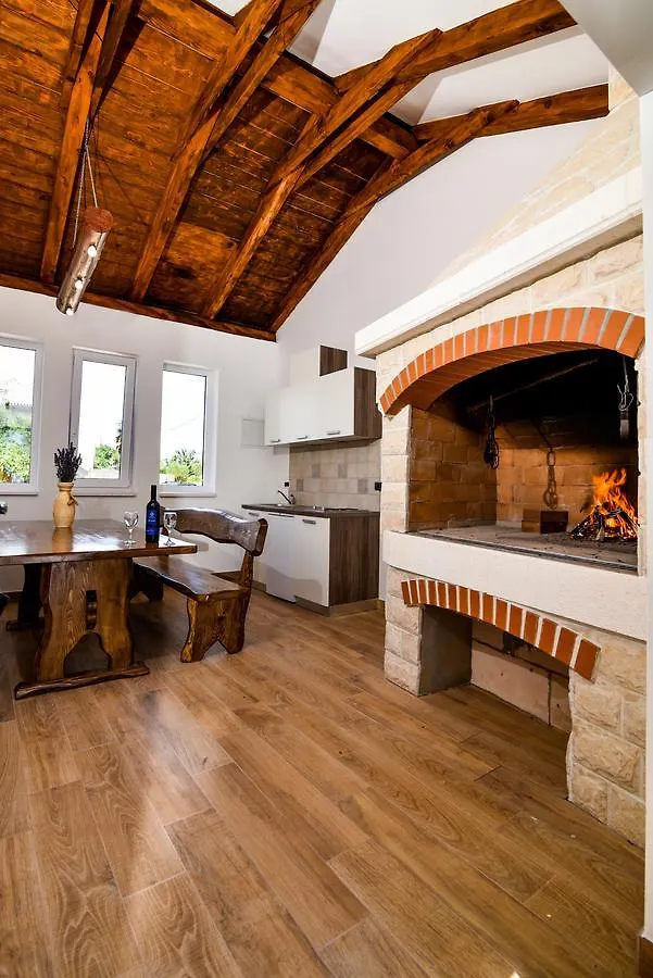 Villa Lily Privlaka