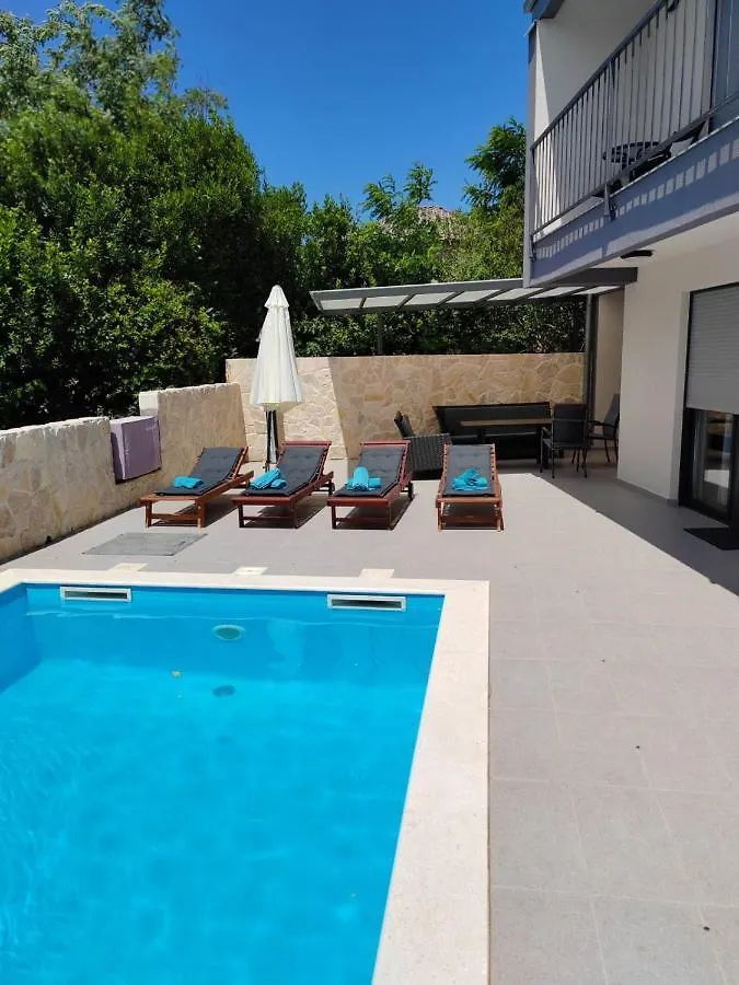 Villa Lily Privlaka